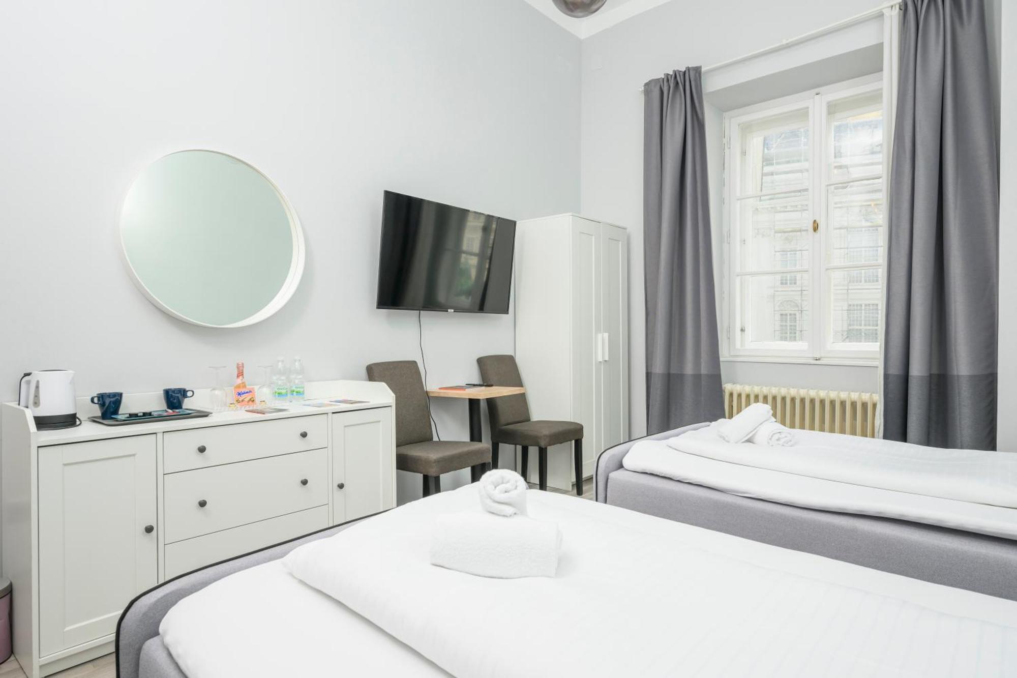 Palais Palffy Aparthotel Wien