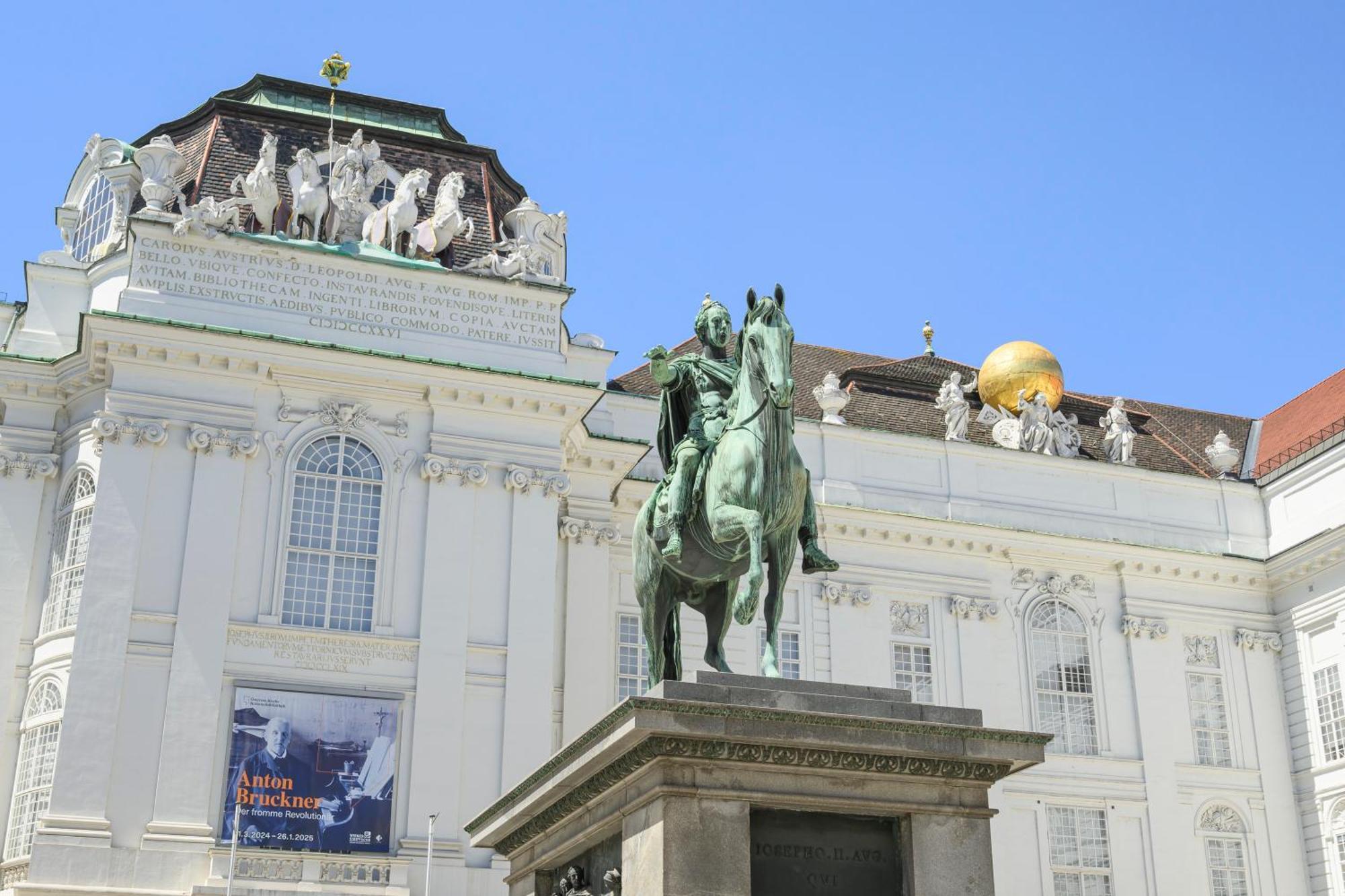 Palais Palffy Aparthotel 4*