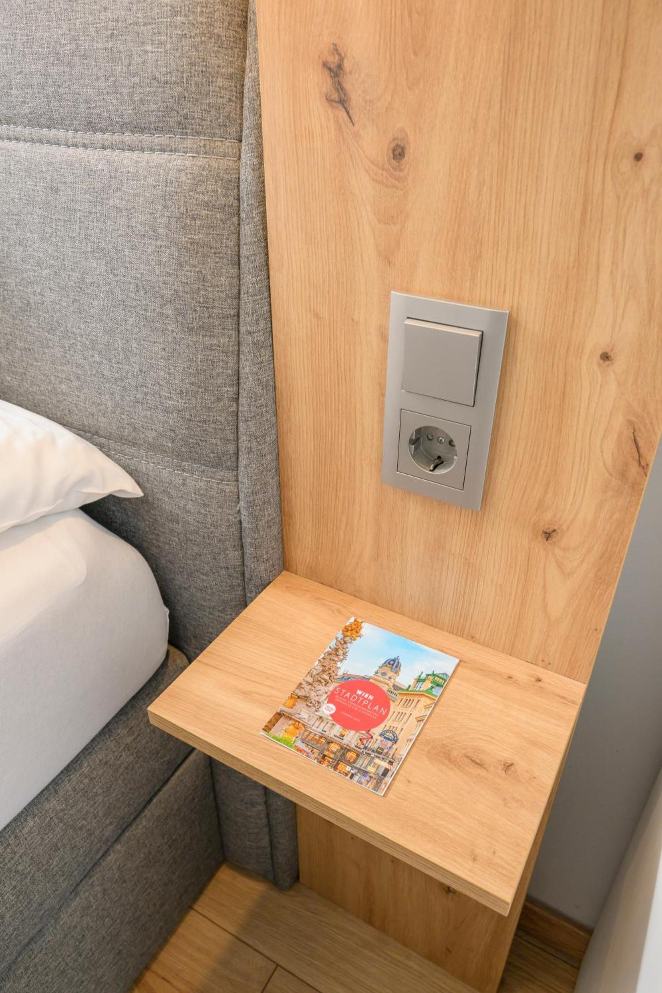 Palais Palffy Aparthotel 4*